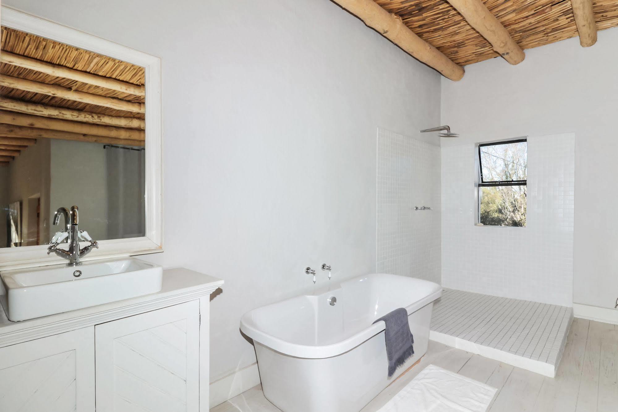The Whyte House Bed & Breakfast Graaff Reinet Exterior photo