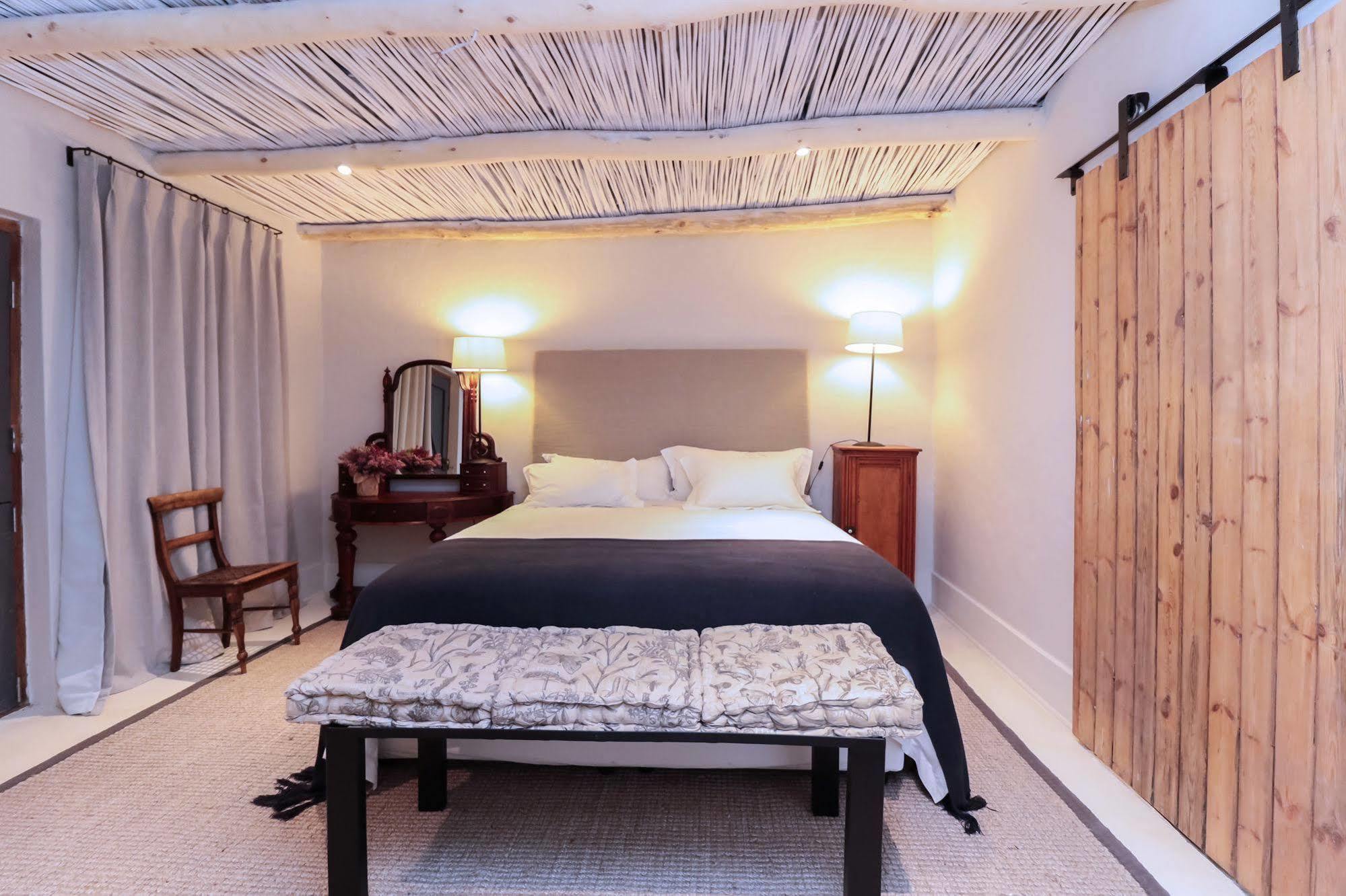 The Whyte House Bed & Breakfast Graaff Reinet Exterior photo