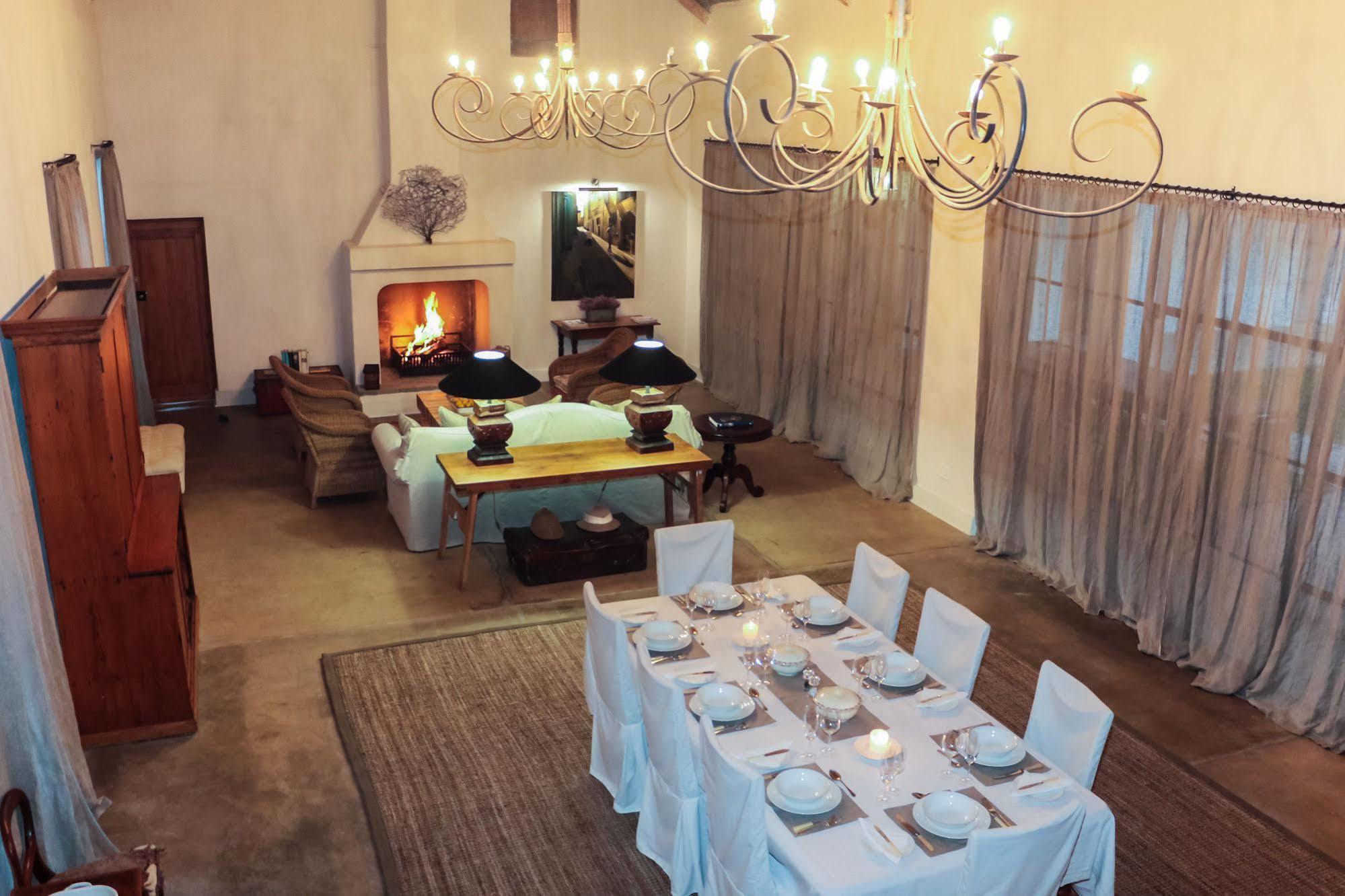 The Whyte House Bed & Breakfast Graaff Reinet Exterior photo