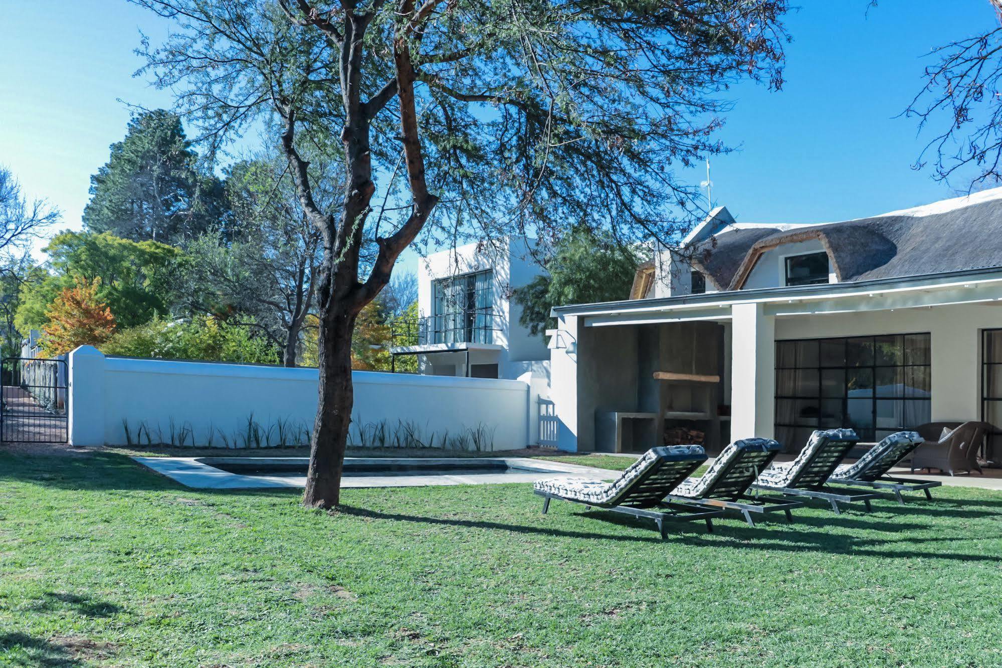 The Whyte House Bed & Breakfast Graaff Reinet Exterior photo